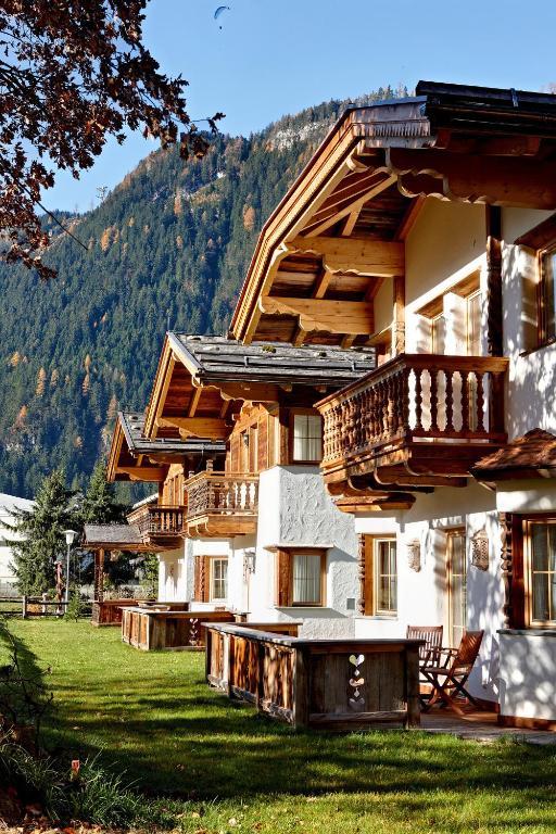 S'Dorfl Chalets Villa Mayrhofen Exterior photo